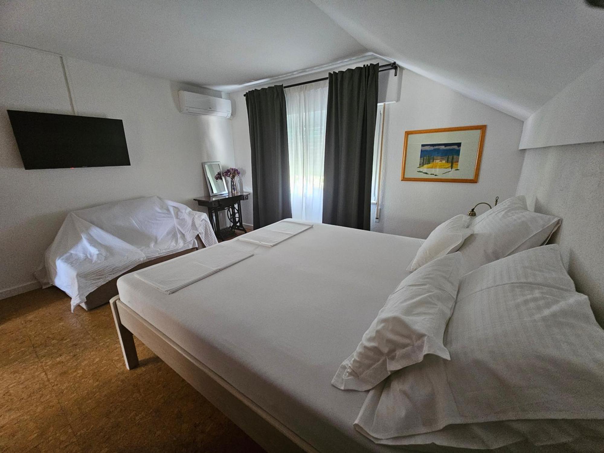 Sea Land 2 Apartment Trogir Luaran gambar